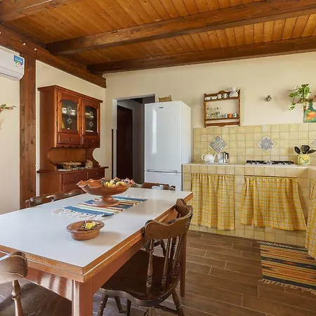 بيت للعطل La Terrazza Del Professore تراباني